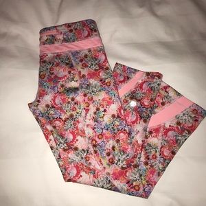 Lululemon Cropped Leggings